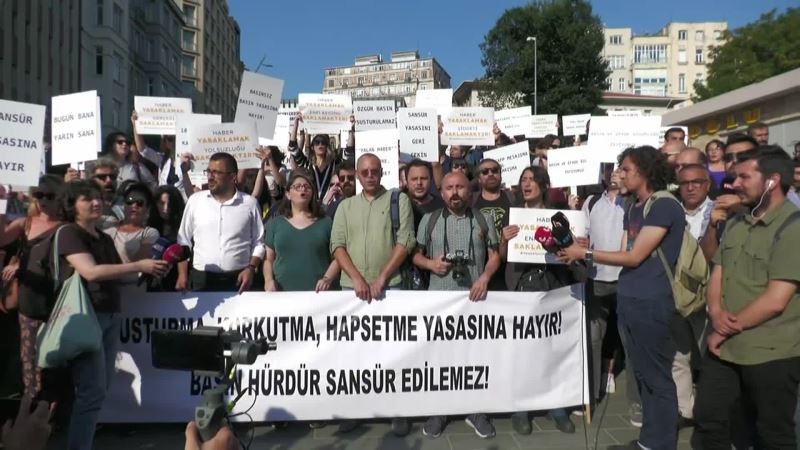 BASIN MESLEK ÖRGÜTLERİ, İSTANBUL’DA MEDYAYA YENİ YAPTIRIMLAR ÖNGÖREN KANUN TEKLİFİNİ PROTESTO ETTİ