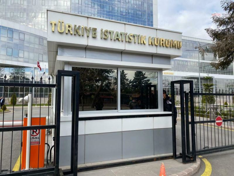 TÜİK: TÜRKİYE EKONOMİSİ, YILIN İLK ÇEYREĞİNDE YÜZDE 4 BÜYÜDÜ 