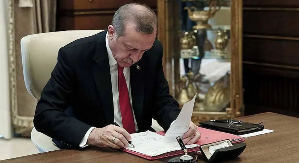 ERDOĞAN İMZALADI: ATAMA VE GÖREVDEN ALMA KARARLARI RESMİ GAZETE