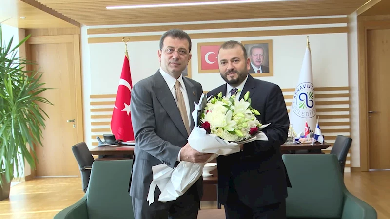 Ekrem İmamoğlu, AKP’li Arnavutköy Belediye Başkanı Candaroğlu’nu ziyaret etti. İmamoğlu: “İnsan, diyalog kurdukça daha mantıklı, daha doğru kararlar alabiliyor” 