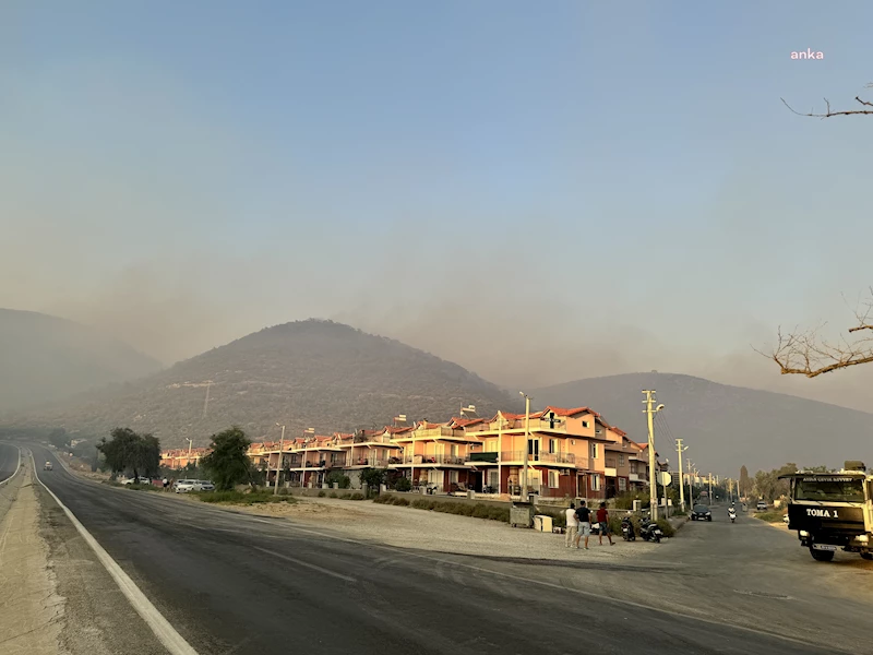 Kuşadası’nda konutları orman yangına yakın olan vatandaşlara tahliye çağrısı