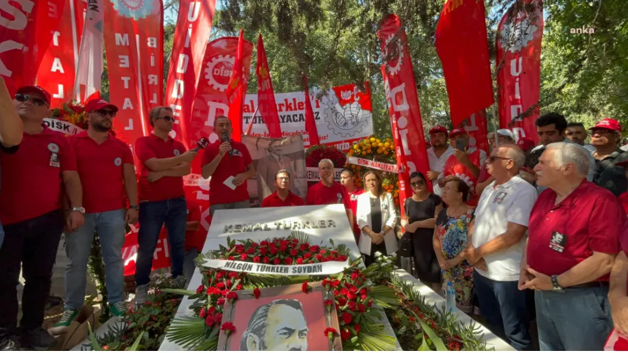 DİSK’in kurucu başkanı Kemal Türkler, katledilişinin 44’üncü yılında mezarı başında anıldı 