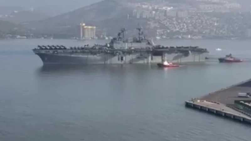 ABD Gemisi USS WASP İzmir Limanı