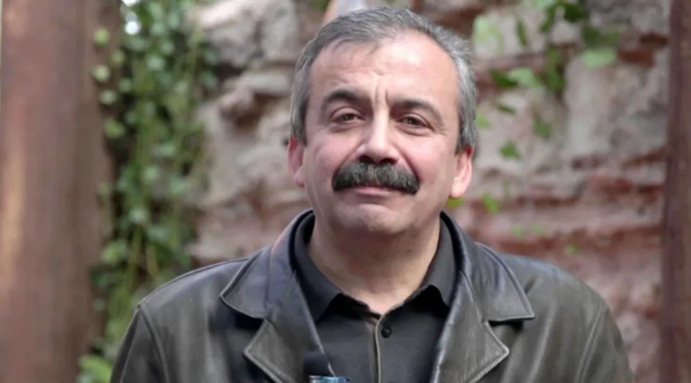 SIRRI SÜREYYA ÖNDER