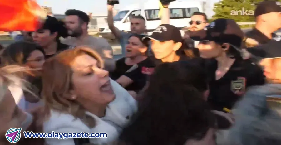 CHP KADIN KOLLARI