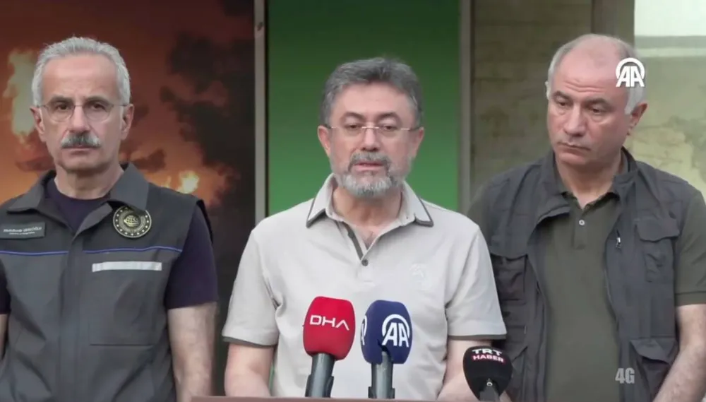 YUMAKLI: UŞAK SİVASLI, KAHRAMANMARAŞ ONİKİŞUBAT VE İZMİR BORNOVA’DAKİ YANGINLAR KONTROL ALTINA ALINDI