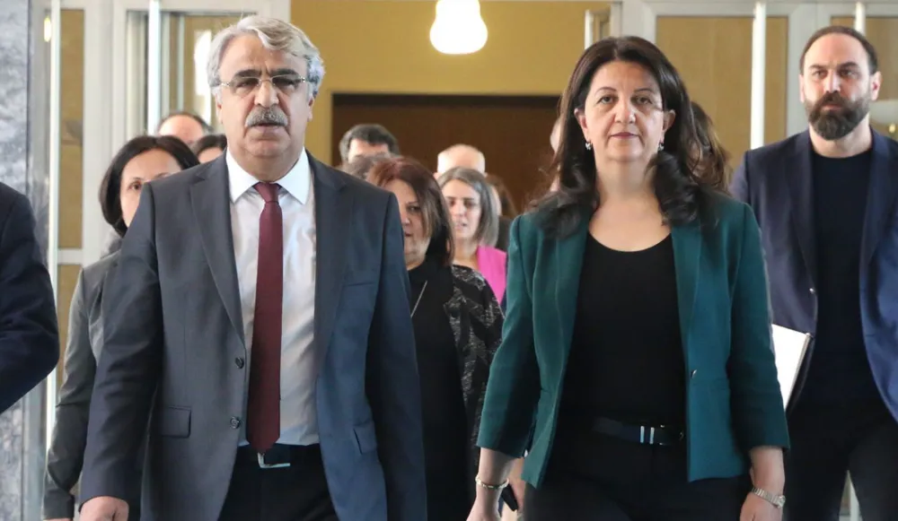 DEM PARTİ HEYETİ, ABDULLAH ÖCALAN İLE GÖRÜŞTÜ