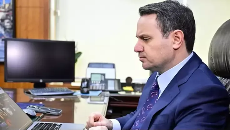 EVİNİN ÖNÜNDE AKIN GÜRLEK’İ SORAN İKİ MOTOSİKLETLİ GÖZALTINA ALINDI