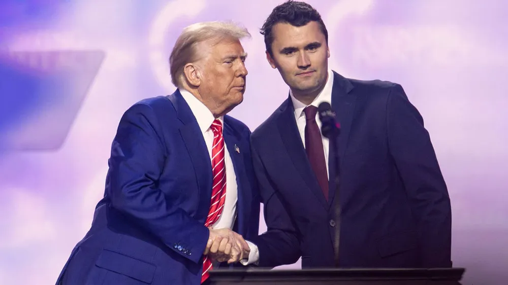 TRUMP YANLISI SAĞCI POLİTİKACI CHARLİE KİRK, KONUŞMA YAPTIĞI SIRADA VURULDU
