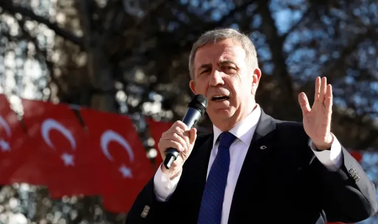   MANSUR YAVAŞ’TAN SERT ÇIKIŞ: “KULİS AYLANLARINA ARTIK YETER!”