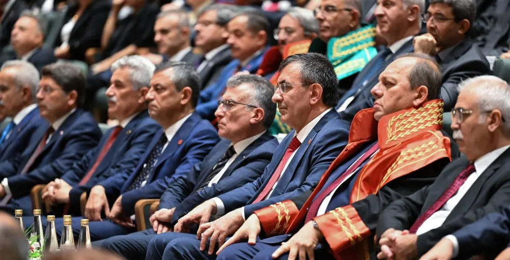 ADLİ YIL’DA SERT MESAJ: CEVDET YILMAZ, CHP LİDERİ ÖZGÜR ÖZEL’E YARGI UYARISI YAPTI