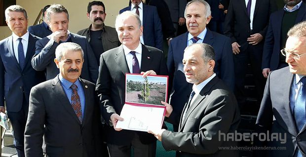 Bakan Özlü’den İskenderun’a Müjde!