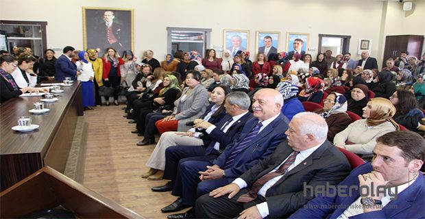 DİNGİL AK PARTİ KADIN KOLLARI KONGRESİNDE...