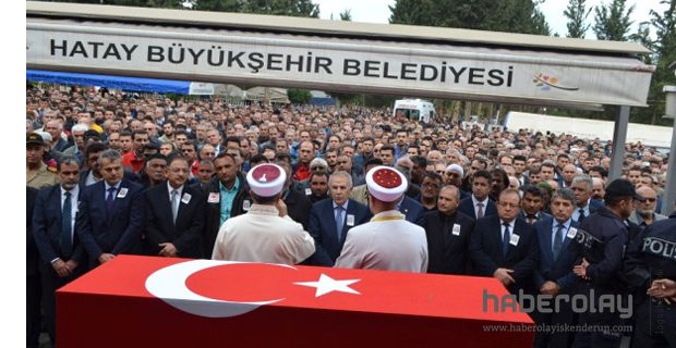 Hatay Şehidini Son Yolculuğuna Uğurladı