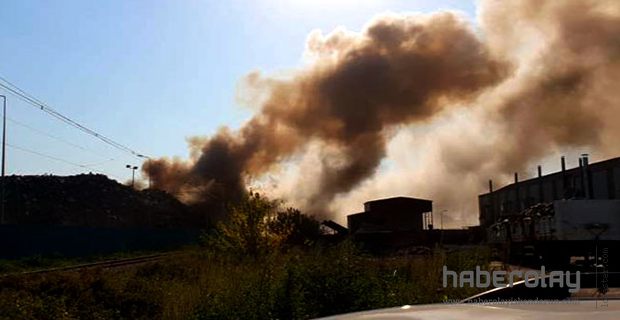 Hurda biriktirme sahasındaki yangın 