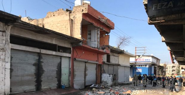 Reyhanlı'ya 2 Roket Düştü